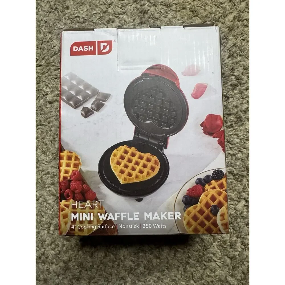 Dash Heart Mini Waffle Maker Red 4” Nonstick 350W New In Box Valentine’s